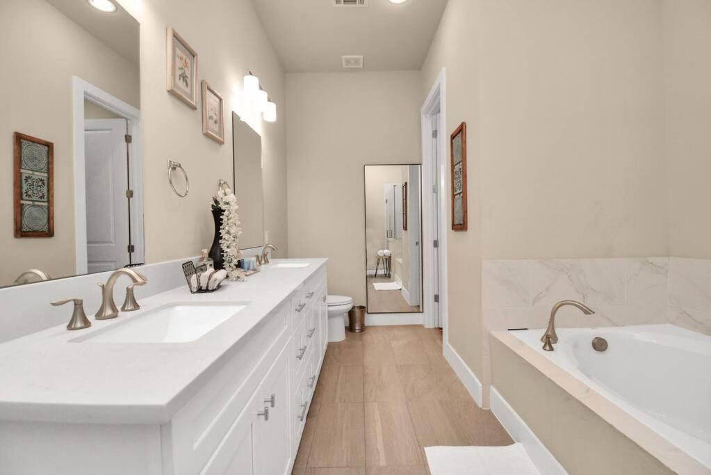 Beautiful Luxurious Houston Galleria Home Ngoại thất bức ảnh
